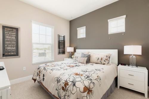 5 BR 6 Full BA Deluxe Villa 5min to Disney with BBQ Hot Tub, Orlando, Statele Unite ale Americii
