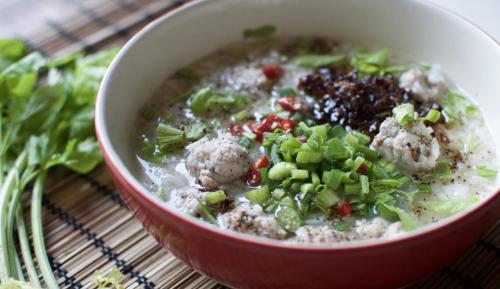 Jídlo v vily nebo okolí