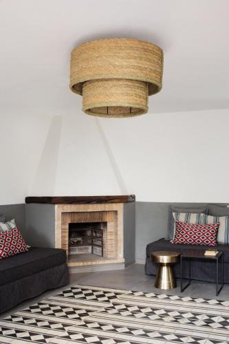 Posezení v ubytování Villa Wicker by Eivillas
