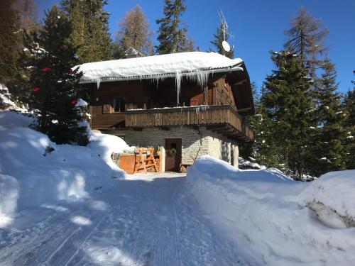 Το Kronplatz Ski Lodge τον χειμώνα