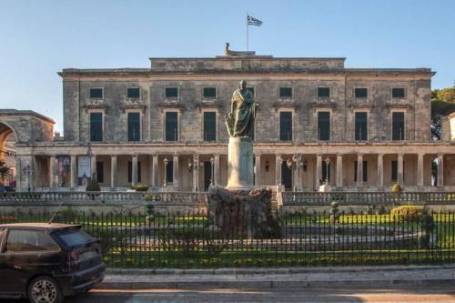 Ideally Situated Corfu Old Town Studio