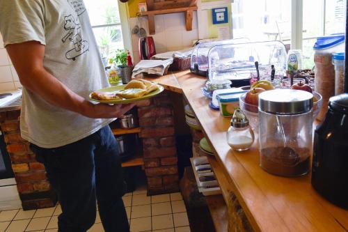 Jídlo v hostelu nebo okolí