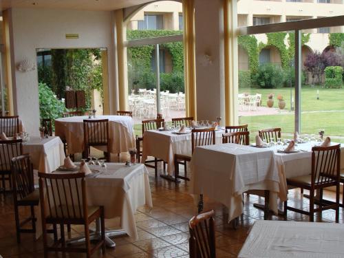 Restoran ili drugo mesto za obedovanje u objektu RVHotels Golf Costa Brava
