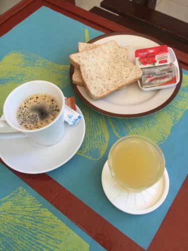 Comida en o cerca de este hostal o pensión