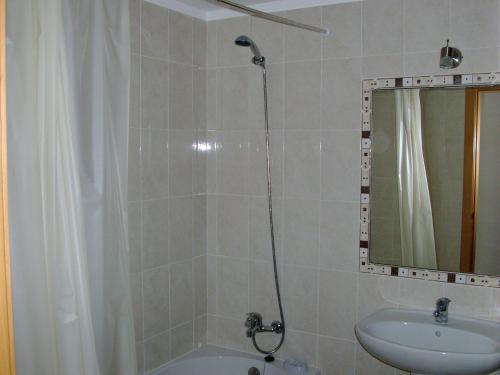 Albufeira 1 bedroom apartment 5 min from Falesia beach and close to center J