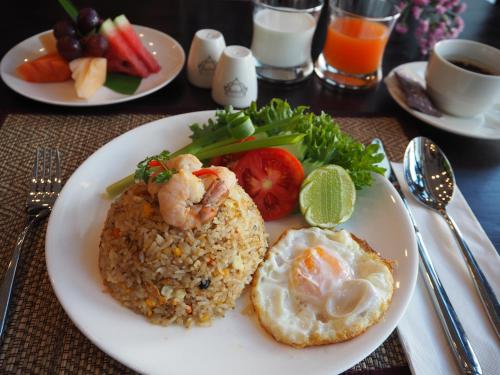 Đồ ăn tại/gần khách sạn