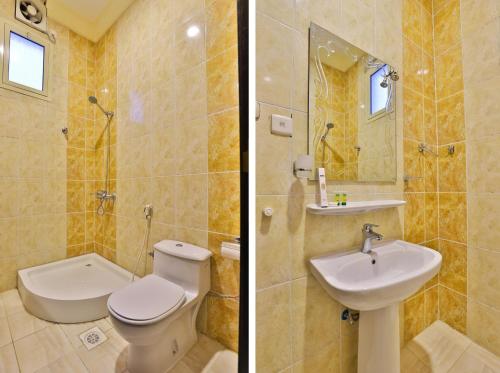 two pictures of a bathroom with a toilet and a sink at بوابة الورود للشقق المخدومة in Taif