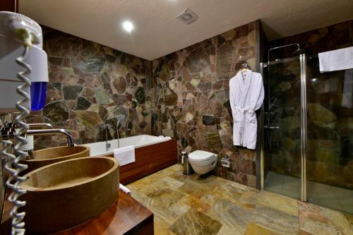 Ένα μπάνιο στο Cappadocia Estates Hotel