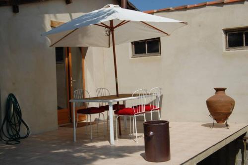 Gallery image of Gîte with great views in Bazian