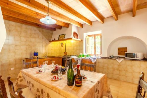 Villa Cals Frares by Sealand Villas
