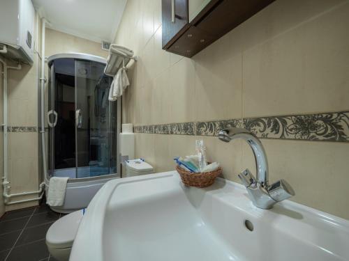 Phòng tắm tại Vila Bomond
