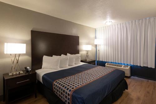 Hotel Monreale Express International Drive Orlando Image