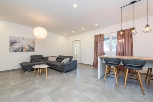 Angela Luxury Apartment I