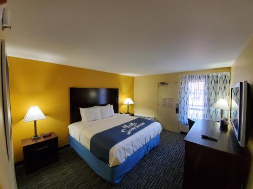 Imagen de la galería de Days Inn by Wyndham Atlanta/Southlake/Morrow, en Morrow