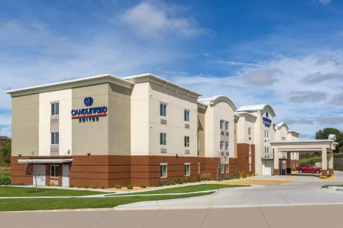 a rendering of a cranberry inn and suites at Candlewood Suites - Davenport by IHG in Davenport