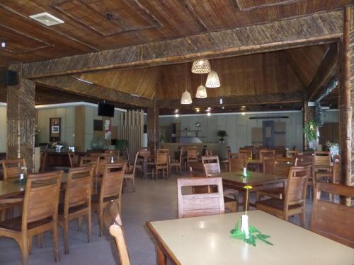 Restoran atau tempat makan lain di Bromo Permai 1