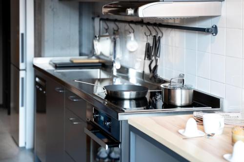 Η κουζίνα ή μικρή κουζίνα στο Mornington Hotel Bromma