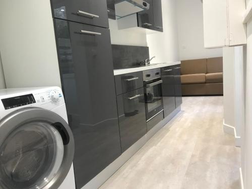 Petit T2 hypercentre avec terrasse privée - 006