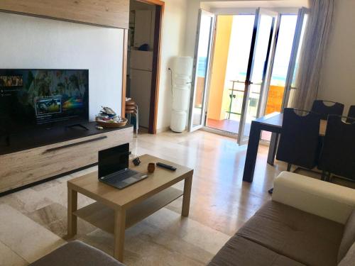 TV a/nebo společenská místnost v ubytování Casa Cielo