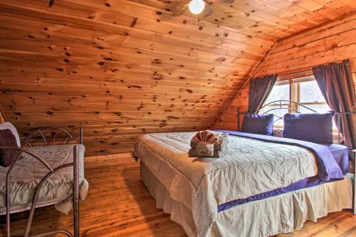 Rustic Cabin w/ Screened Deck: 8 Mi to Dollywood photo 17