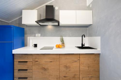 Η κουζίνα ή μικρή κουζίνα στο Relaxed Attic in the Old Town
