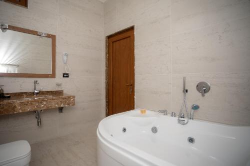 Un baño de OLD HOUSE