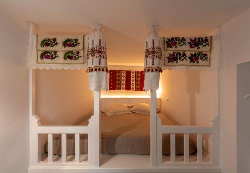 Postel nebo postele na pokoji v ubytování Maria's Anatolia Villa