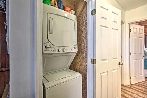 Gallery image of Wintergreen Home with Deck - Near Skiing and Hiking! in Wintergreen