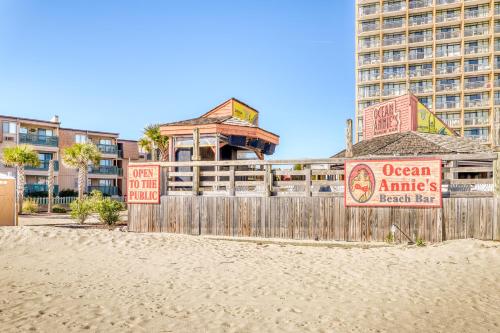 Gallery image of Sands Ocean Club in Myrtle Beach