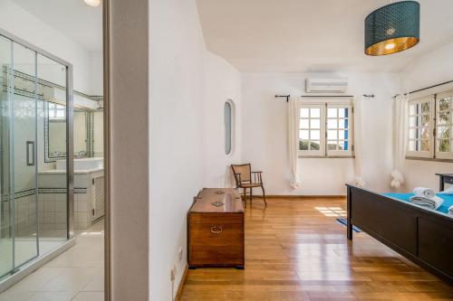 Apartment Castelinho - Pool - Beach - Free Wifi - Air Con