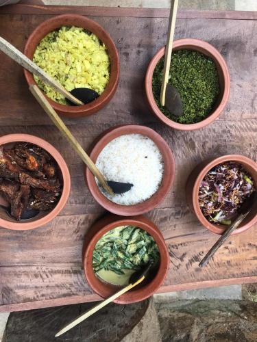 Makanan di atau berdekatan rumah percutian