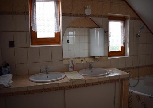 Ένα μπάνιο στο Katalin apartman