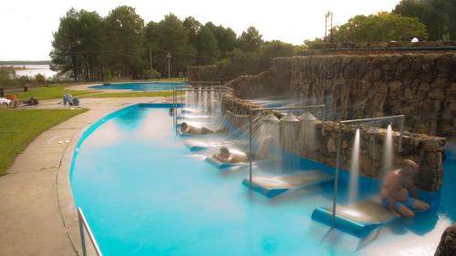 Piscine de l'établissement Hotel Jardines de Dayman ou située à proximité