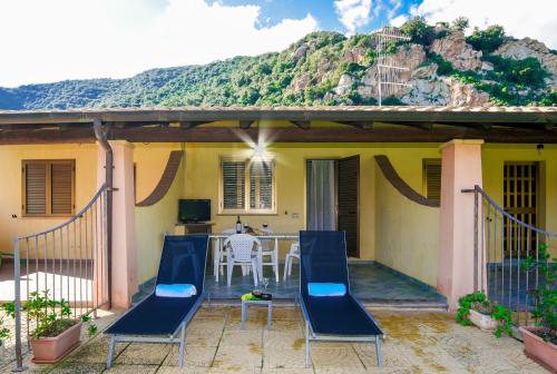 Gallery image of Appartamento fronte mare Perdepera in Cardedu