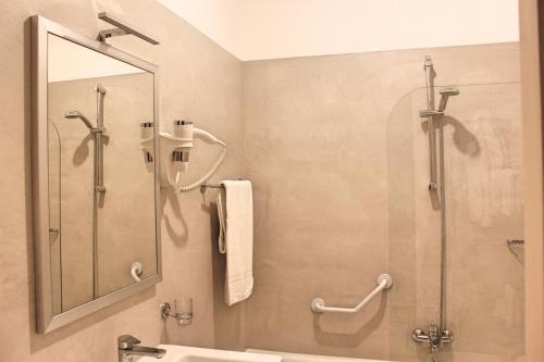 Ванная комната в Hotel Orazia