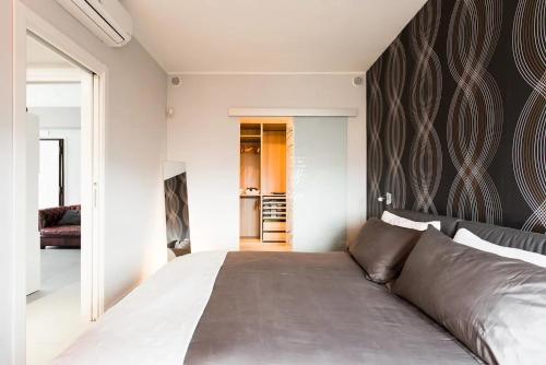 Katil atau katil-katil dalam bilik di Attico con vista Ciampino Roma - Luxury Apartment con Terrazzo Panoramico