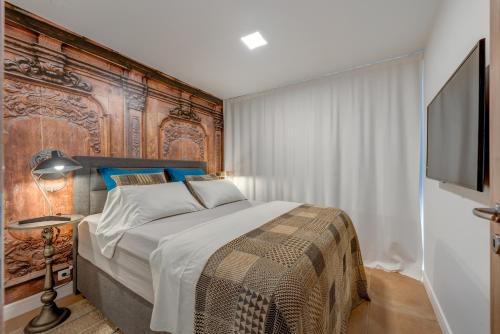 Paradiso Apartment with Private Jacuzzi and Terrace