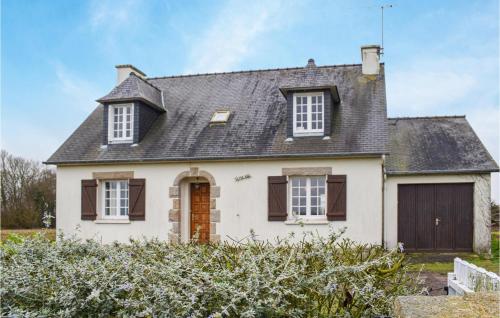 Lovely Home In Sables Dor Les Pins