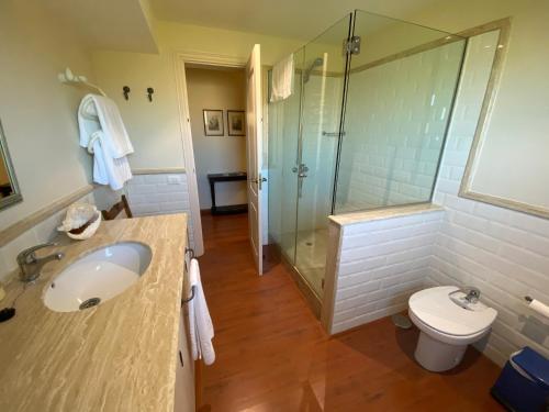 Ett badrum på Luxury Country & Rural Villa Santa Brigida Las Palmas