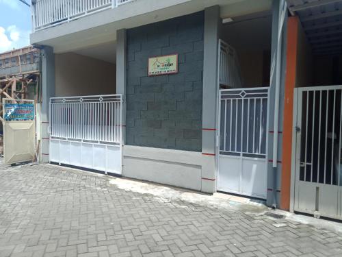 Galeriebild der Unterkunft Nazifa Homestay in Batu