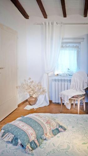 Gabriella's Romantic Cottage – Photos 3