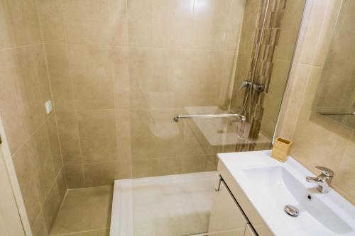 Vau Costa beach apartment with pool