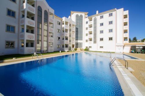 Vau Costa beach apartment with pool