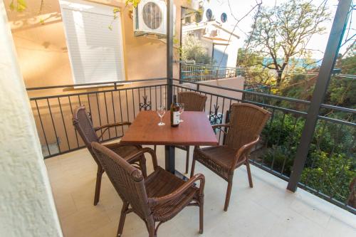 Gallery image of Apartments Petković in Petrovac na Moru