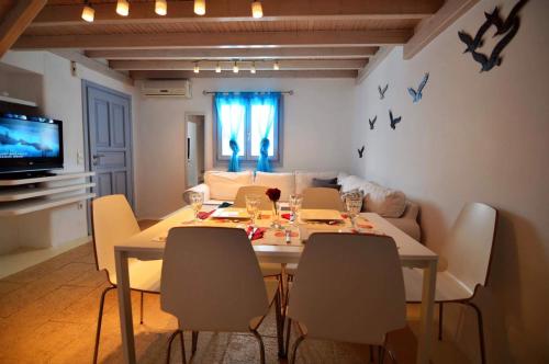 Blue Heart Mykonos Up to 10 People Best Location