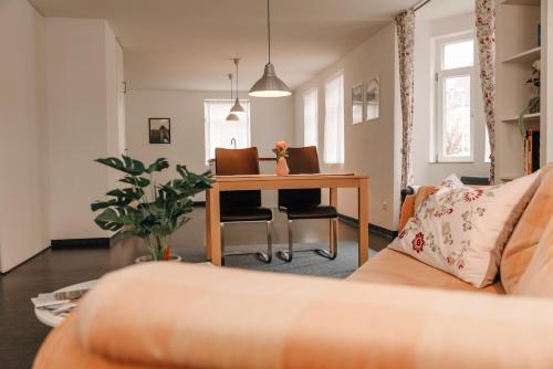 Χώρος καθιστικού στο Ferienwohnung am Federsee