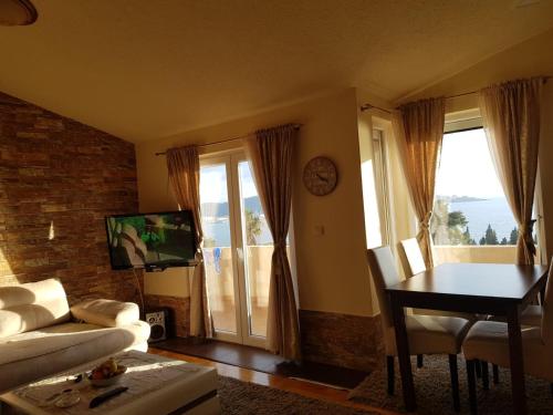 Villa Jupokにあるテレビまたはエンターテインメントセンター