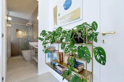 RENOVATED AND COZY FLAT