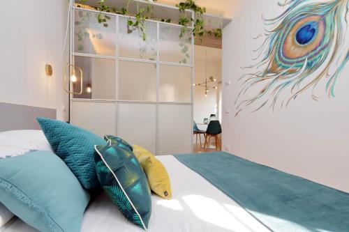 RENOVATED AND COZY FLAT