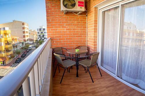 Μπαλκόνι ή βεράντα στο yovalu 1 yovalu con Balcon yovalutres con piscina, calle parodi